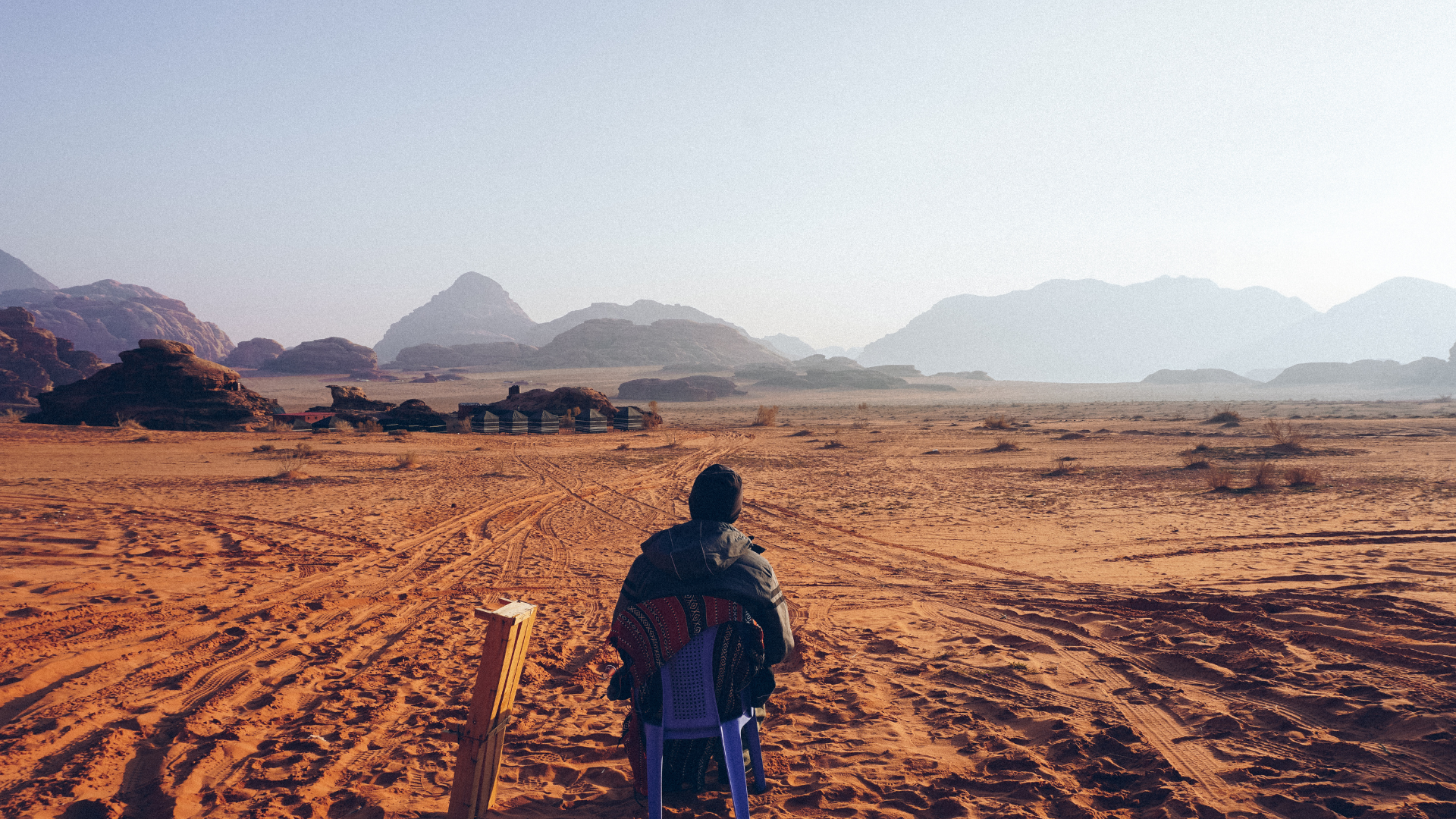 Navigating the Desert's Beauty and Challenges: An In-Depth Adventure Guide